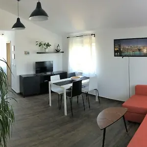 Apartment Fine&shine, Pula